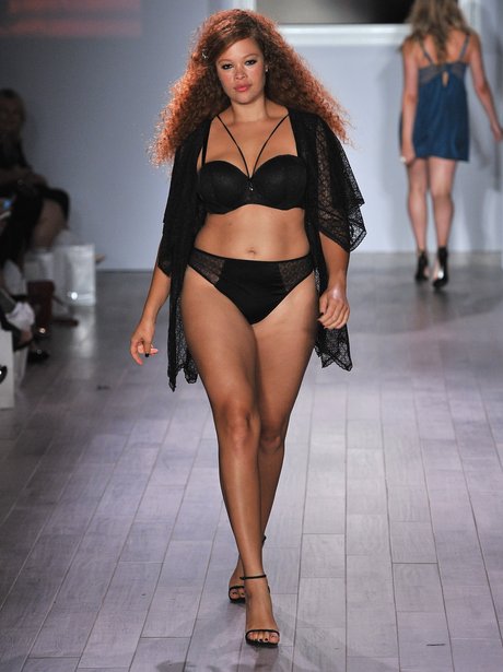 Stunning Plus Size Models At New York Fashion Week Heart